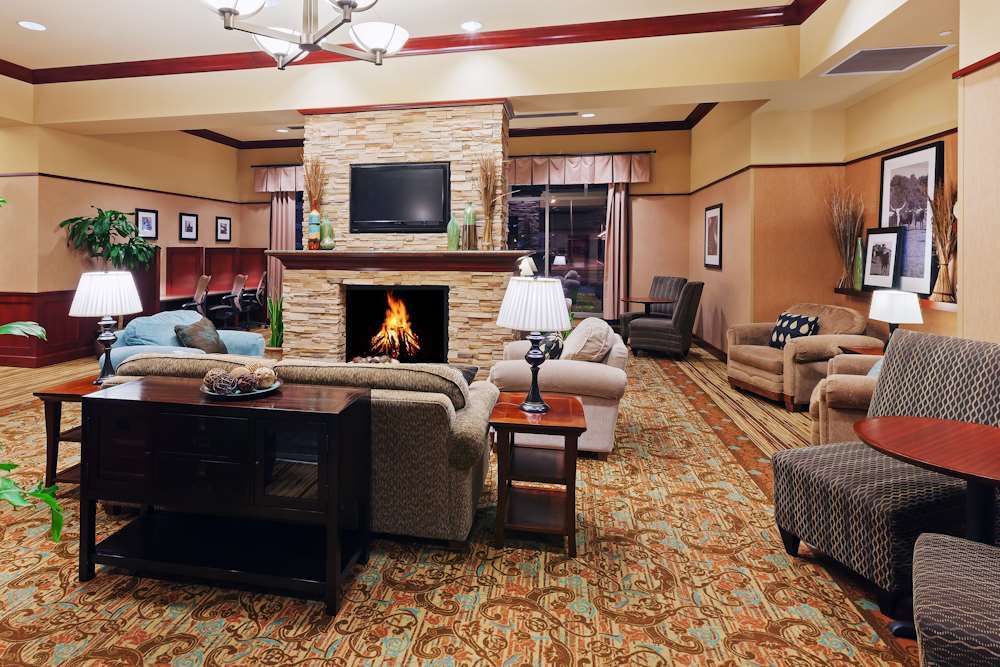 Hampton & City-bricktown Hotel